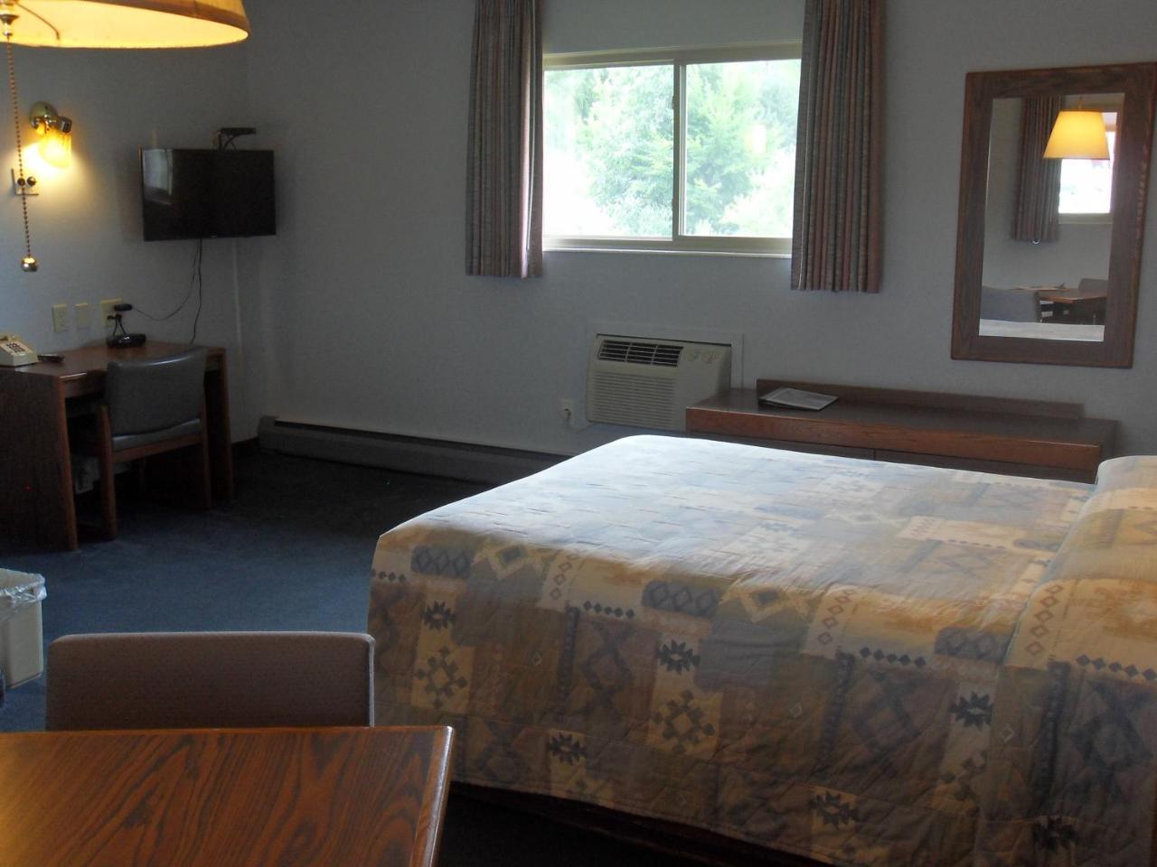 Swan Inn Motel Comstock Park Bagian luar foto