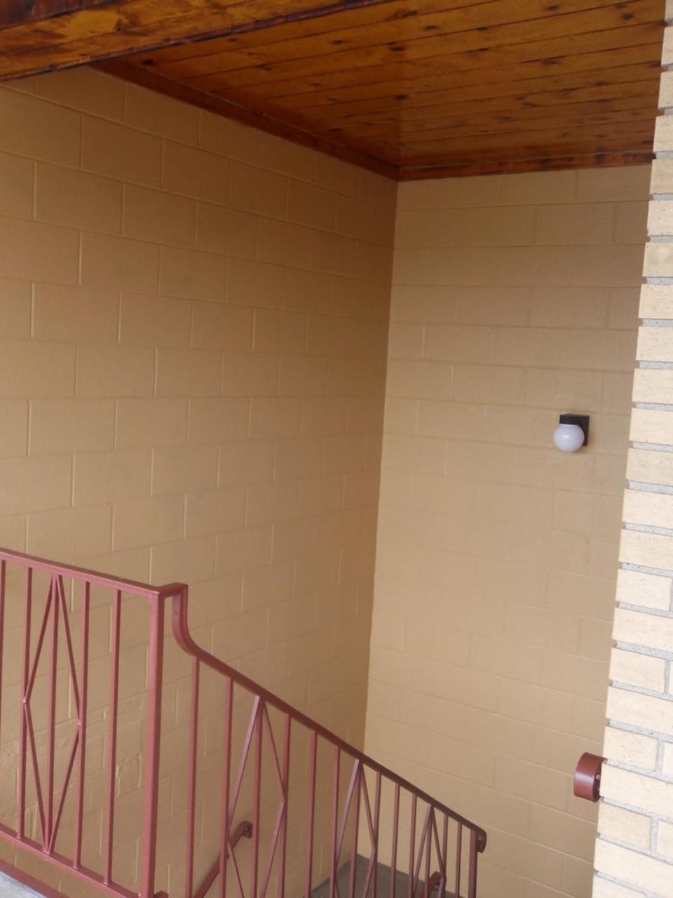 Swan Inn Motel Comstock Park Bagian luar foto